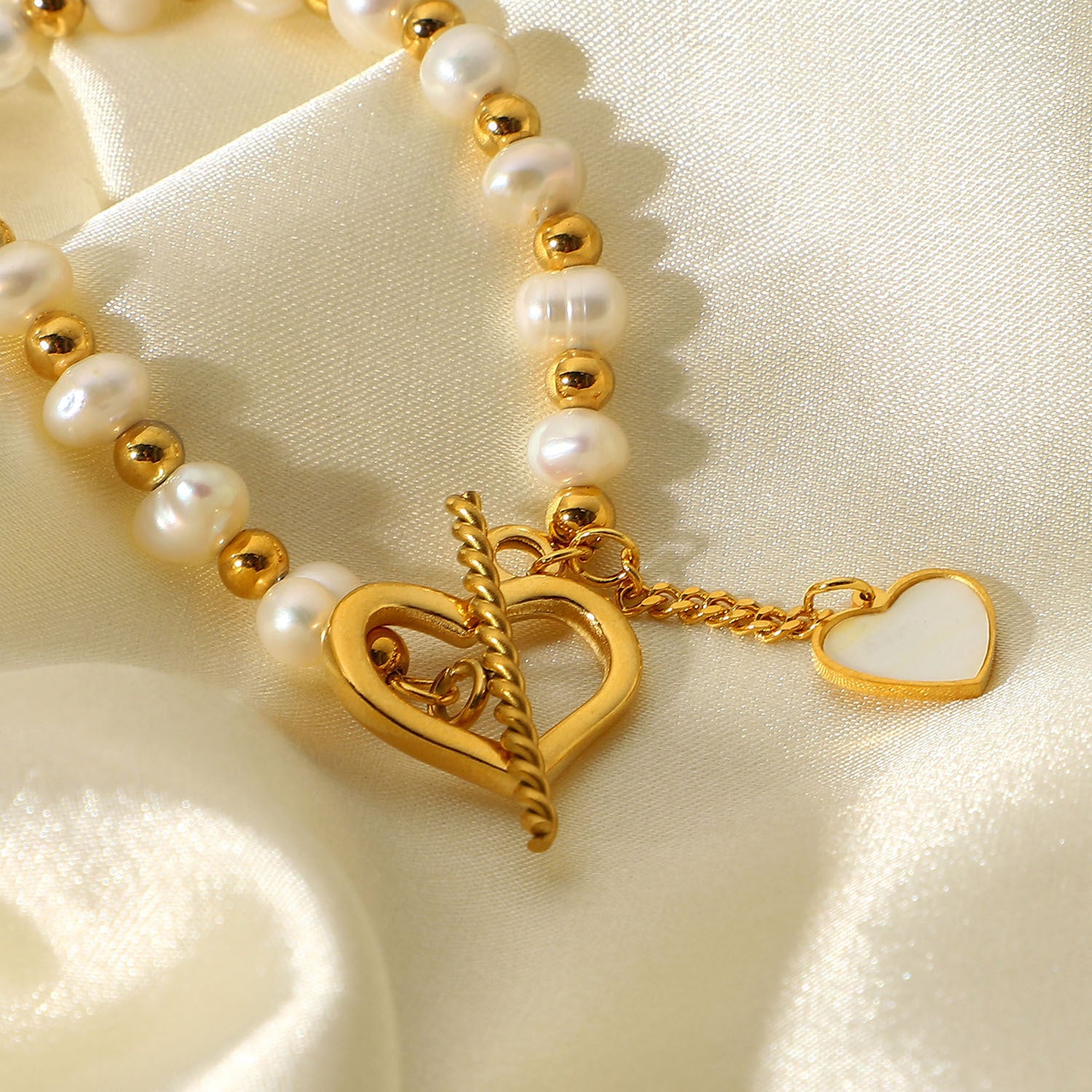 18K Gold Plated Pearl Heart Bracelet